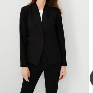 Black Ann Taylor suit jacket. Regular Size 0.